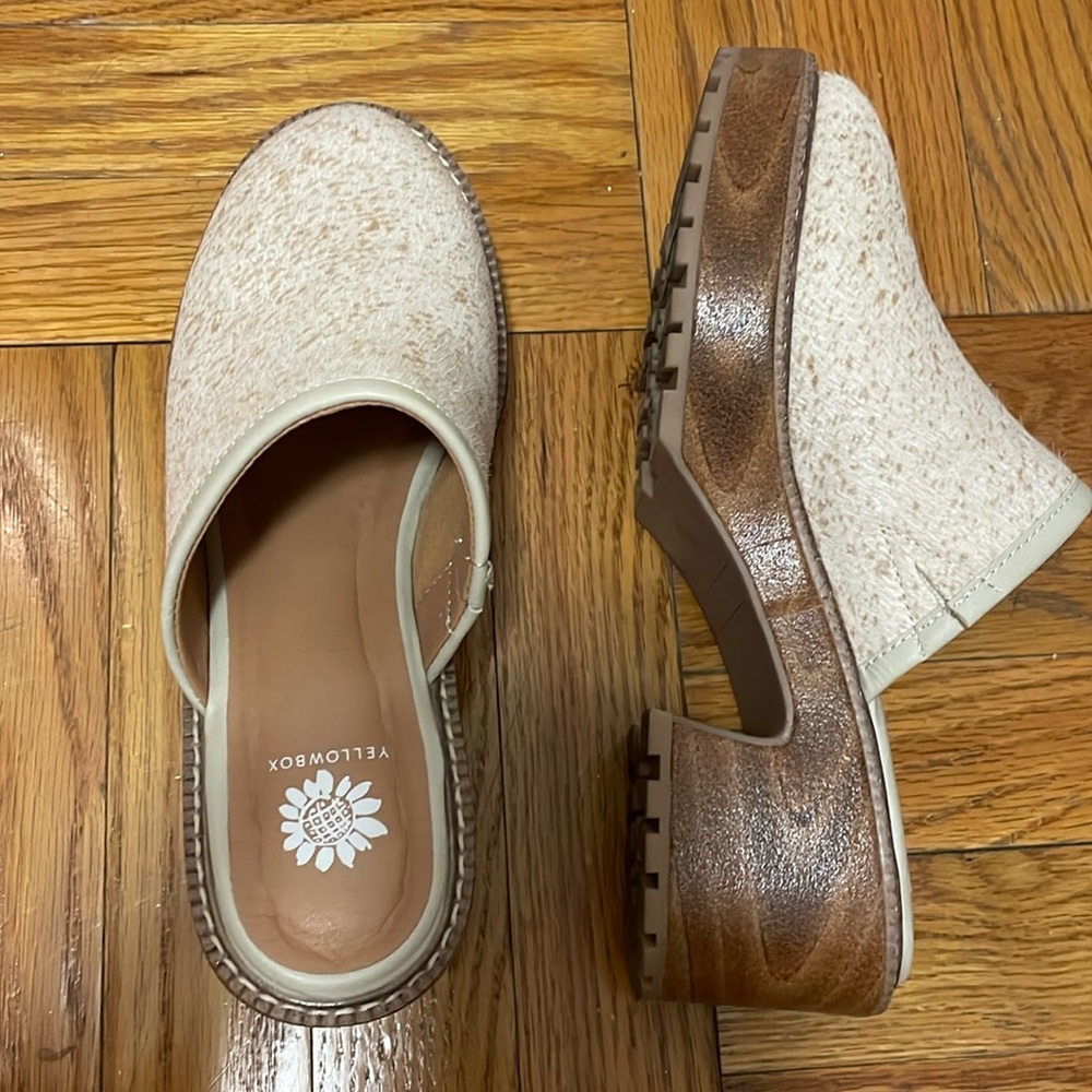 Yellow Box Platform Clog. Beige. US Size 8.